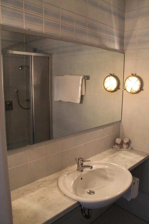Hotel-Gasthof Zum Hirschen Durrwangen Номер фото
