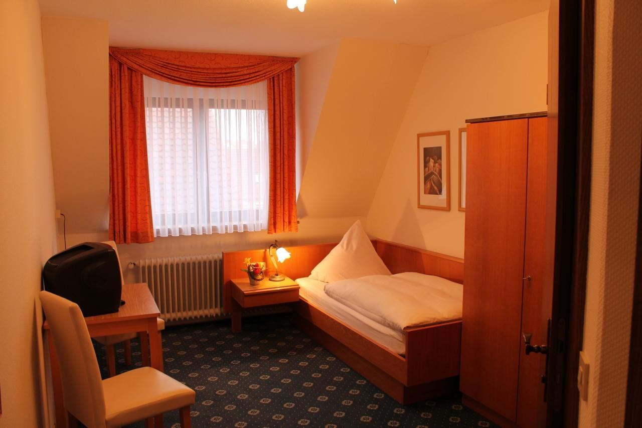 Hotel-Gasthof Zum Hirschen Durrwangen Номер фото